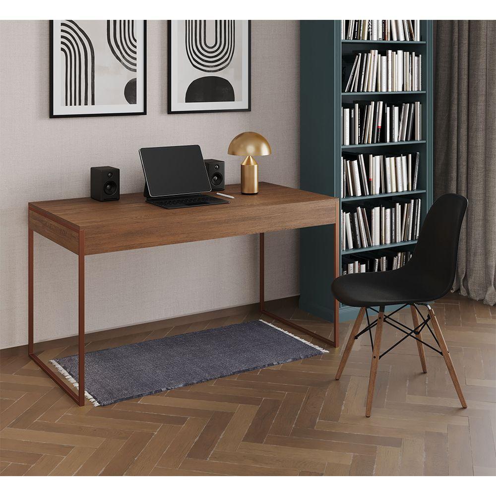 Mesa De Escritório Industrial Malta Amêndoa 137X53Cm Base Cobre Com 1 Cadeira Preta Mad Cor: Amendoa - 1