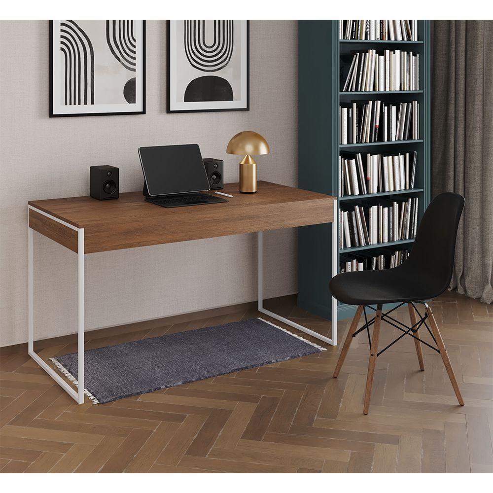 Mesa De Escritório Industrial Amêndoa 137X53Cm Base Ferro Branco Com 1 Cadeira Preta - 1
