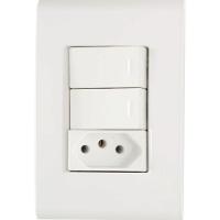 Conjunto 4x2 Com 2 Interruptores Simples 10 A 250 V E 1 Tomada 2p+t 10 A 250 V Liz Branco - 1