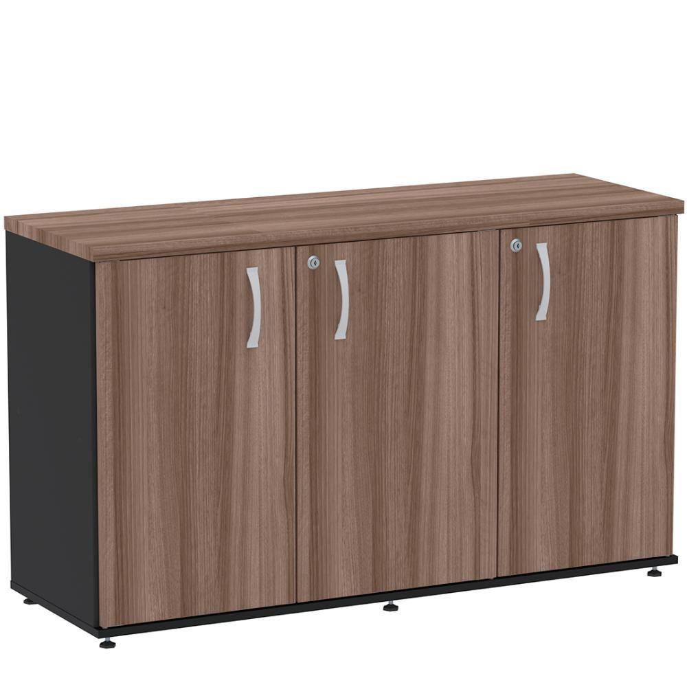 Armário Baixo Credenza Pe25 Pandin 121,50 Cm (Largura) Em Mdp Walnut E Preto Com Três Portas - 1