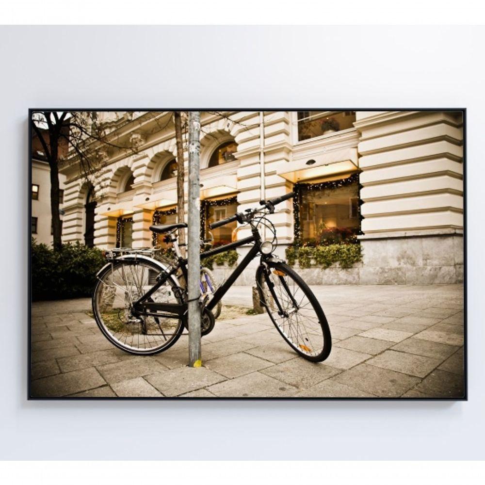 Quadro Bicicleta Clássica Na Rua 60x40 Cm Tecido Canvas - 1