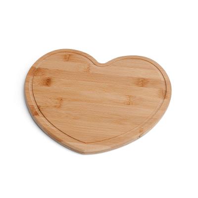 Tábua Em Bambu Com Formato De Coração Welf