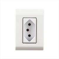 Caixa Com 1 Tomada 2P+T 10A/250V - 2