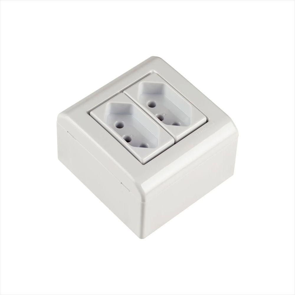 Caixa Com Tampa 2 Tomada 2P+T 20A/250V - 3