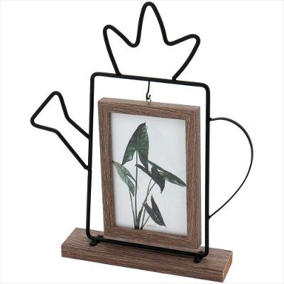 Porta-Retratos Natural Regador Mdf 15x20 Silhuete 31x27x5cm