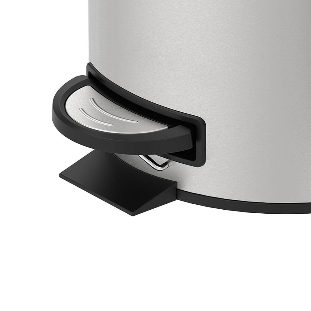 Lixeira com Pedal e Balde Spin 5 Litros Inox - Brinox - Praticidade e Estilo - 2
