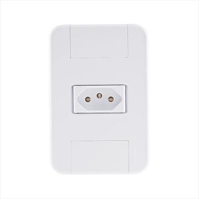 Conjunto 4x2 com 1 Tomada 2P+T 20 A 250 V Tramontina Tablet Branco