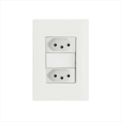 Conjunto 4x2 com 2 Tomadas 2P+T 10 A 250 V Tramontina Giz Branco