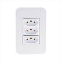 Conjunto 4x2 com 3 Tomadas 2P+T 10 A 250 V Tramontina Tablet Branco - 1