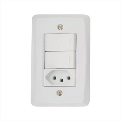 Conjunto 4x2 com 2 Interruptores Paralelos 10 A 250 V e 1 Tomada 2P+T 10 A 250 V Tramontina Lux2 Branco