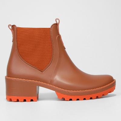 Bota Chelsea Colcci Tratorada Feminina