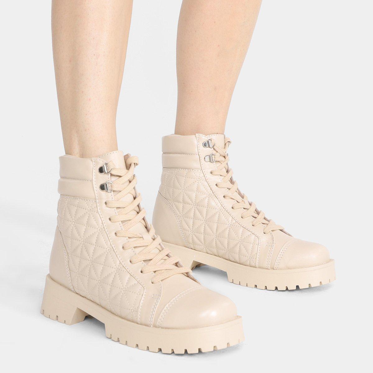 Bota Shoestock Couro Coturno Matelassê Tratorado Feminina - 3