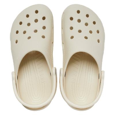 Sandália Crocs Classic Feminina