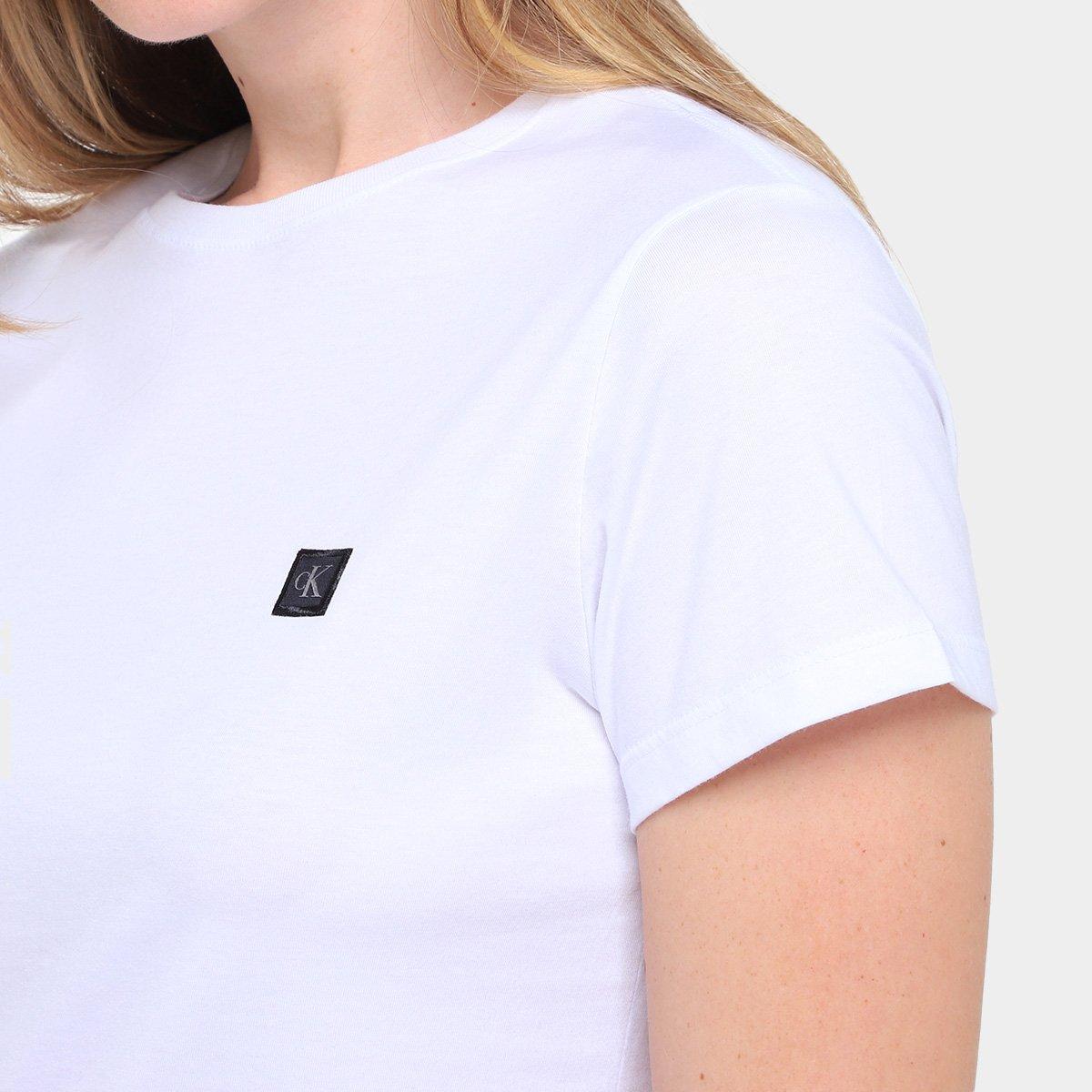 Camiseta Calvin Klein Egípicio Patch Feminina - 3